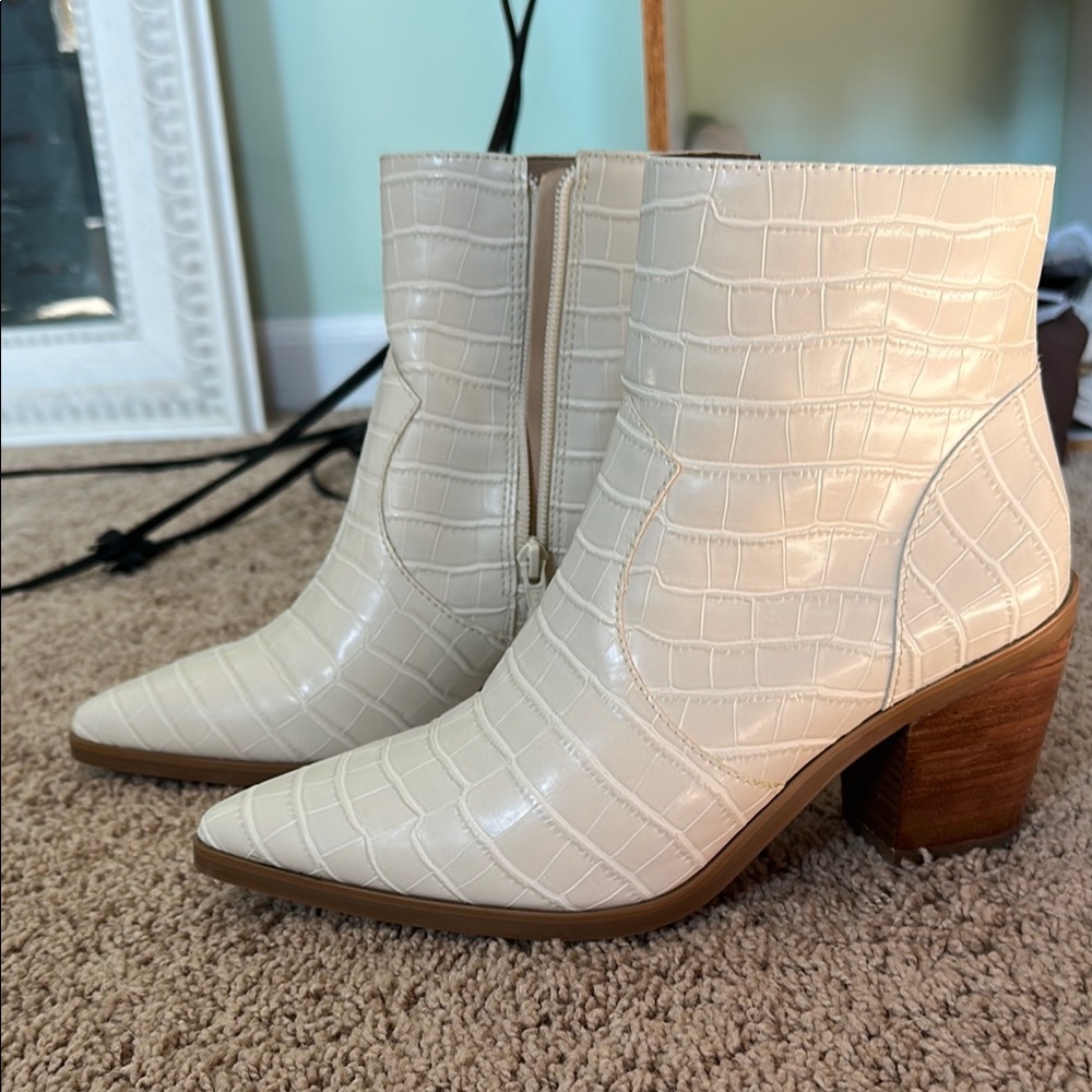 Women's Cream Croc-Embossed Ankle Boots
